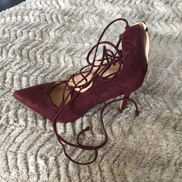 Vince Camuto Lace Up Pumps “Barsha” - Picture 2 of 5